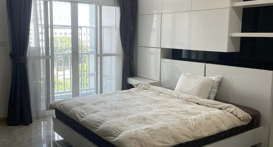 Condo en alquiler de 2 habitaciones en Suan Luang, Bangkok
