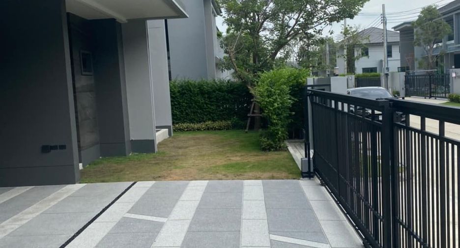 À vendre et à louer 4 chambres condo à Bang Kapi, Bangkok