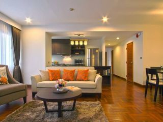 For rent 2 bedrooms apartment in Watthana, Bangkok