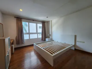 For sale 2 bedrooms condo in Watthana, Bangkok