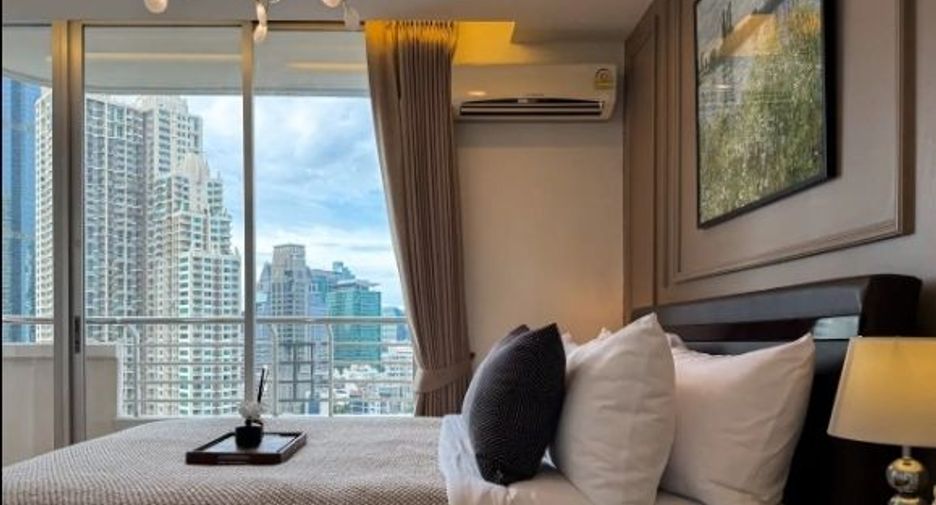 For rent 2 bedrooms condo in Sathon, Bangkok