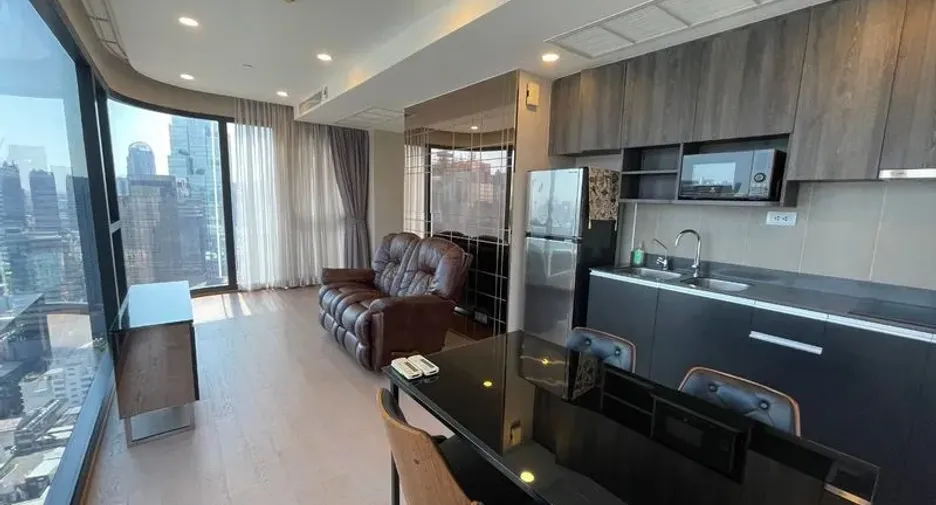 Wohnung zur Miete mit 2 Zimmer in Bang Rak, Bangkok