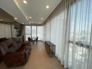 Condo en alquiler de 2 habitaciones en Bang Rak, Bangkok