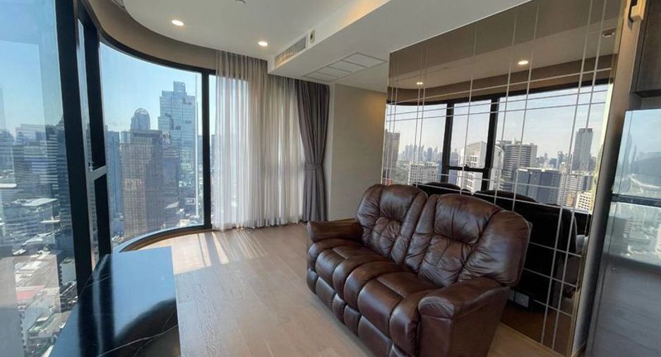 Wohnung zur Miete mit 2 Zimmer in Bang Rak, Bangkok