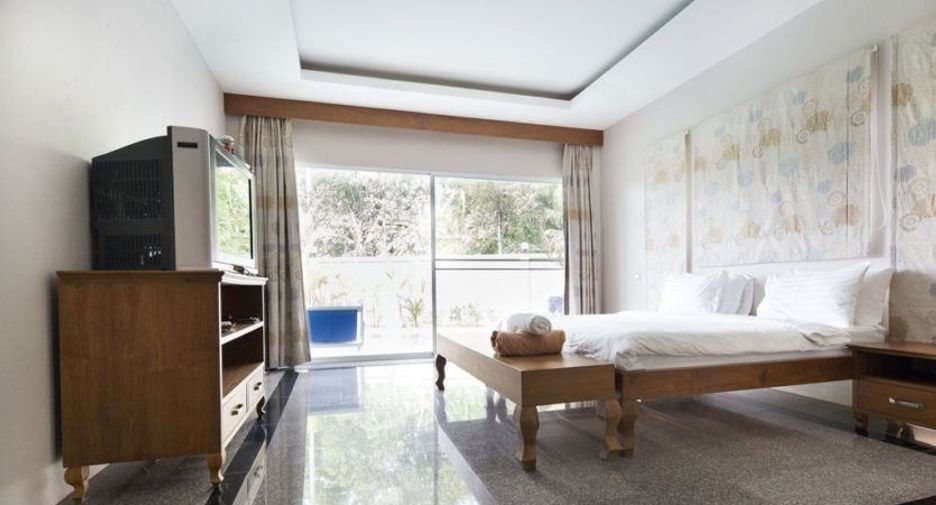 For rent 4 bedrooms villa in Kathu, Phuket