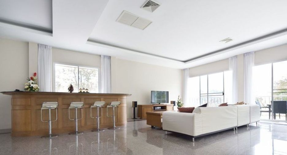 For rent 4 bedrooms villa in Kathu, Phuket