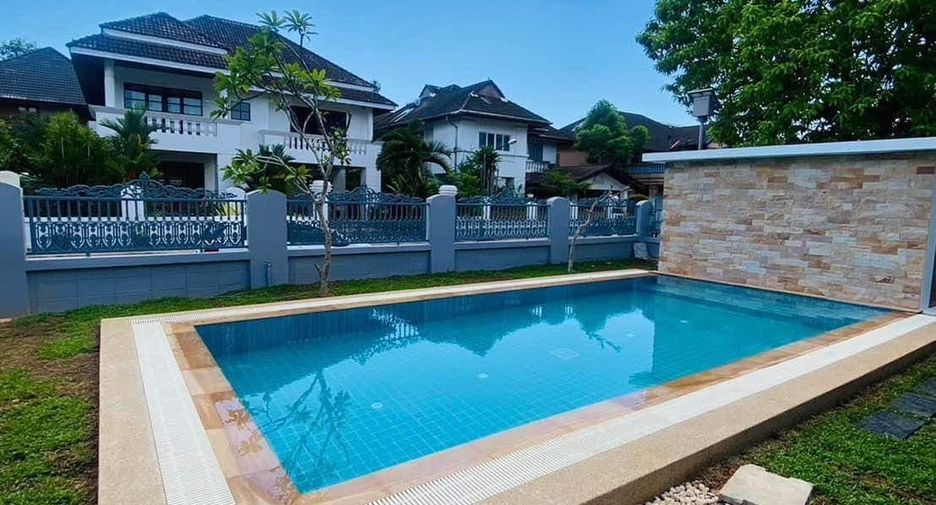 For rent 3 bedrooms villa in Mueang Phuket, Phuket