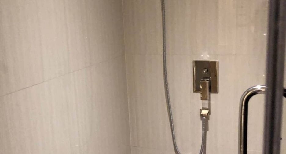 For sale 1 bed condo in Phra Khanong, Bangkok