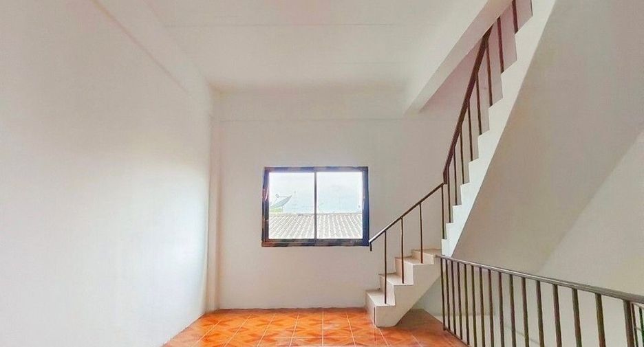 For sale 3 bedrooms retail Space in Bang Khae, Bangkok