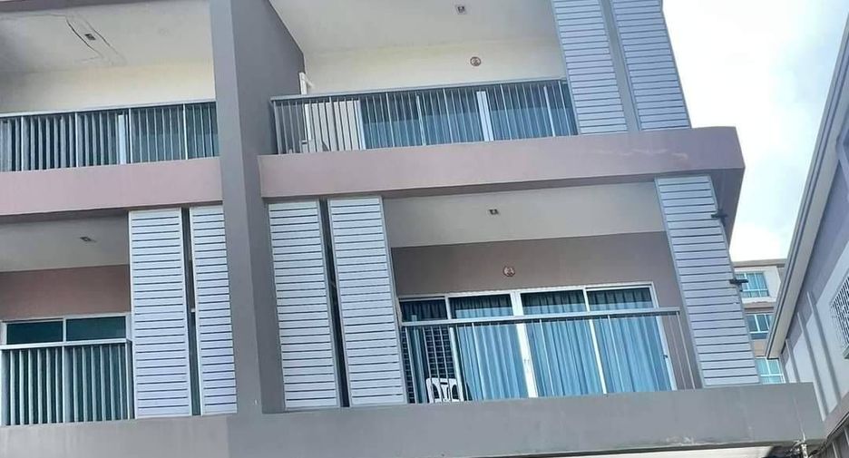 For sale 3 bedrooms retail Space in Mueang Phuket, Phuket
