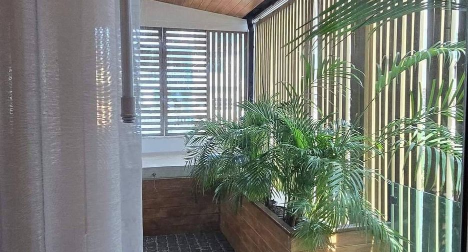 For sale 2 bedrooms office in Yan Nawa, Bangkok