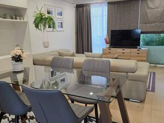 Oficina en venta de 2 habitaciones en Yan Nawa, Bangkok