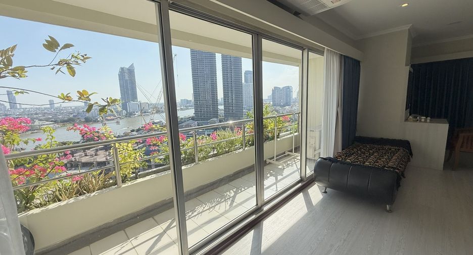 For sale 3 bedrooms condo in Sathon, Bangkok