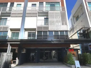 For sale 4 bedrooms townhouse in Bueng Kum, Bangkok