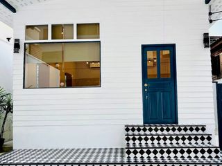 For sale 3 bedrooms house in Sathon, Bangkok