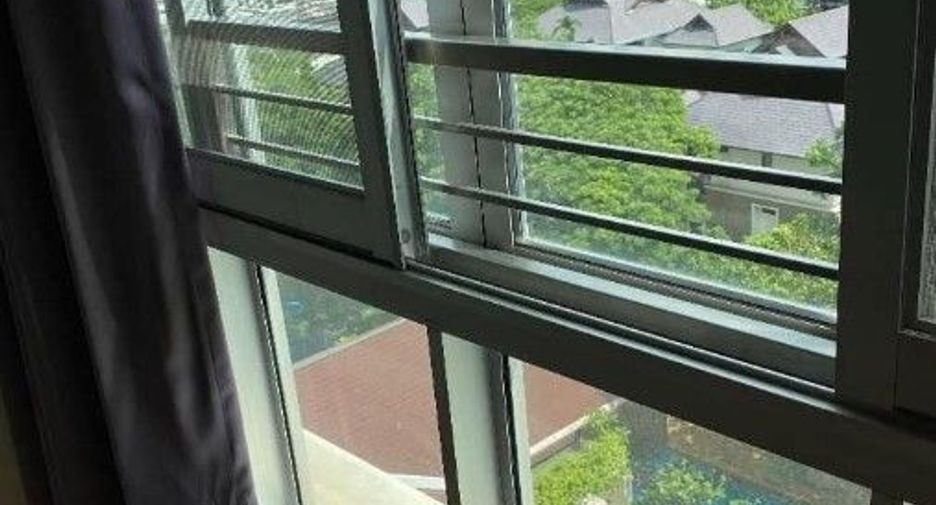 Condo en alquiler de 3 habitaciones en Khlong Toei, Bangkok