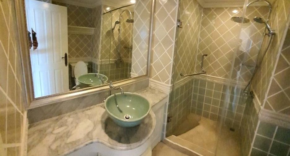 Аренда 2 спальни кондо в Патхум Щан, Бангкок