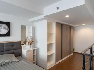 Продажа 2 спальни кондо в Банг Капи, Бангкок
