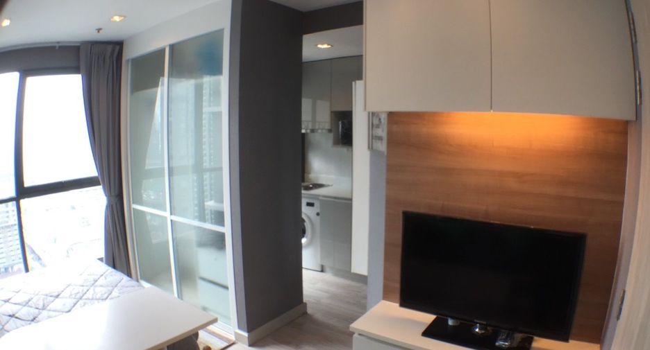For rent studio condo in Huai Khwang, Bangkok