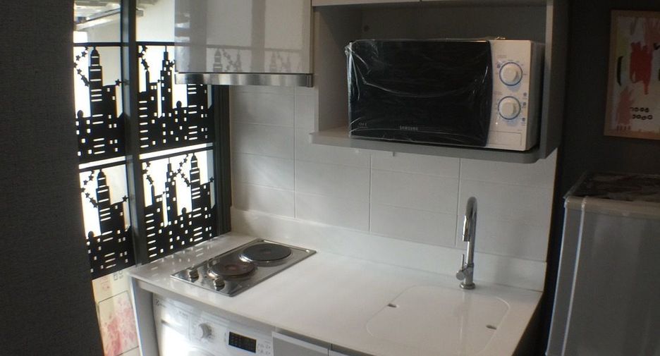 For rent studio condo in Huai Khwang, Bangkok