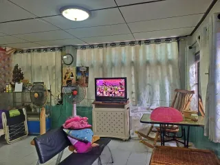 Haus zum Kauf mit 3 Zimmer in Lat Phrao, Bangkok