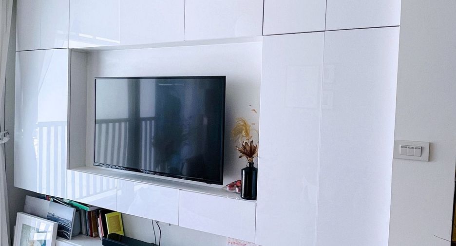 For sale 1 bed condo in Khlong Toei, Bangkok
