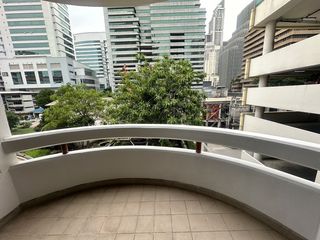 À louer 2 chambres appartement à Watthana, Bangkok