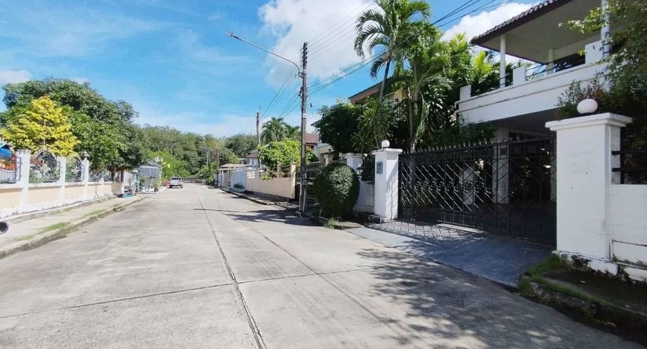 Villa zur Miete mit 4 Zimmer in Mueang Phuket, Phuket