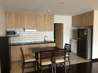 For rent 2 bedrooms apartment in Watthana, Bangkok