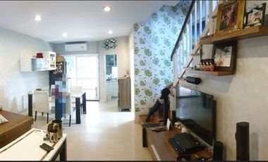 For rent 4 bedrooms townhouse in Bang Kapi, Bangkok