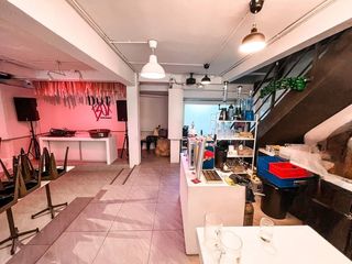 For sale and for rent 5 bedrooms retail Space in Watthana, Bangkok