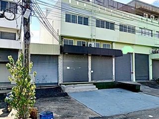 出租 公寓 独立屋 在 Bang Phli, Samut Prakan