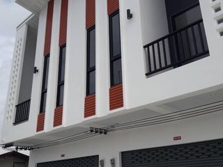 For Rent 3 Bedroom Townhouse In Mueang Phuket