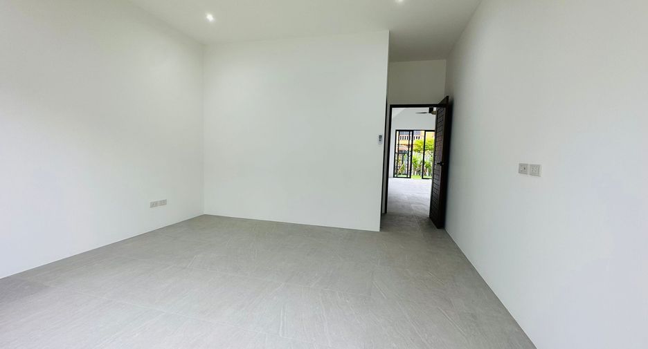 For sale 3 bedrooms house in Mueang Phuket, Phuket