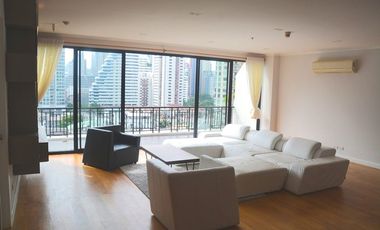 For rent 3 bedrooms condo in Watthana, Bangkok