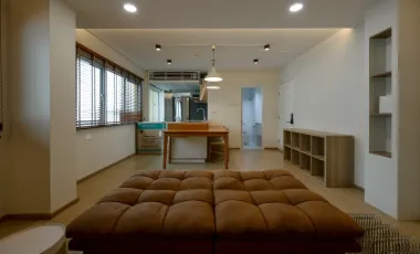 出售 和 出租 2 卧室 公寓 在 Phra Khanong, 曼谷