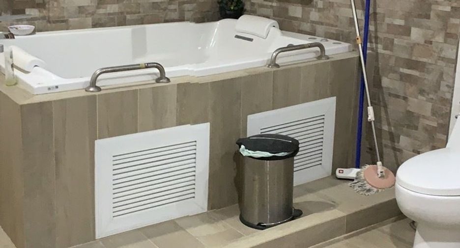 For sale 5 bedrooms house in Bang Bon, Bangkok