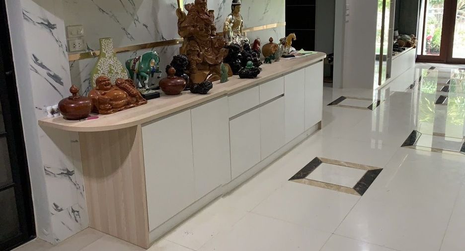 For sale 5 bedrooms house in Bang Bon, Bangkok