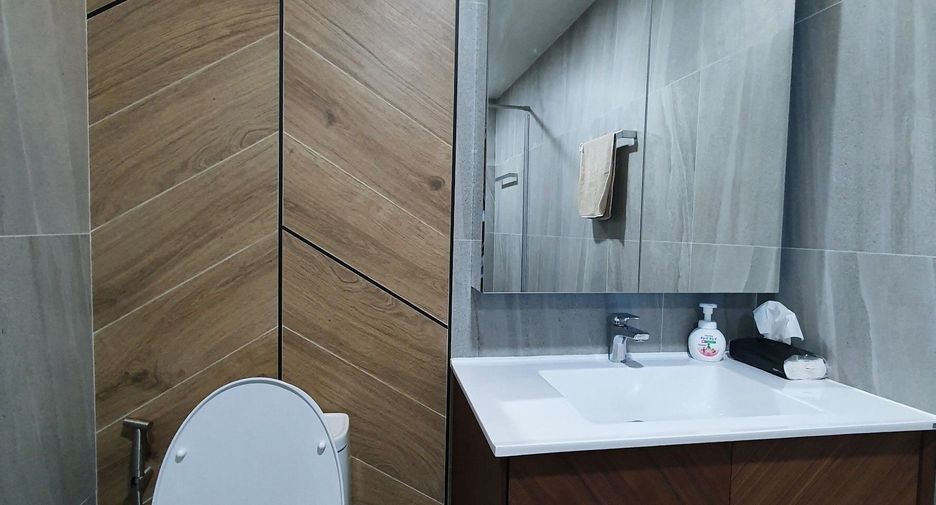 For sale and for rent 1 bed condo in Bang Rak, Bangkok