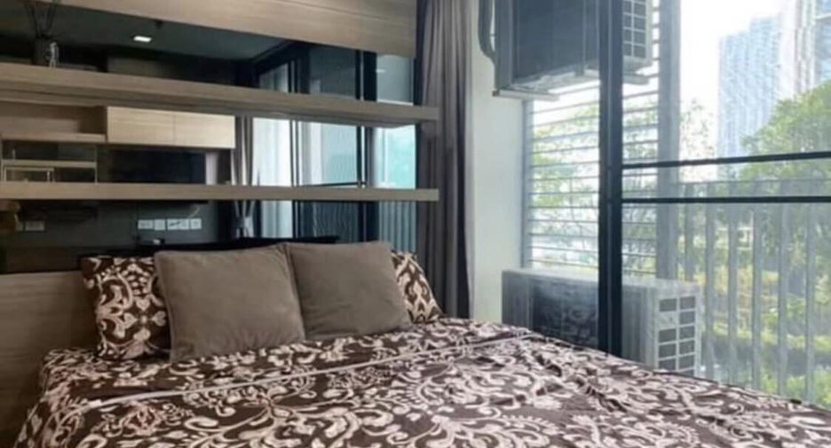 For rent 1 bed condo in Phra Khanong, Bangkok