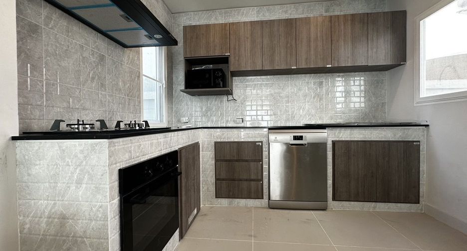 For rent 3 bedrooms house in Thalang, Phuket