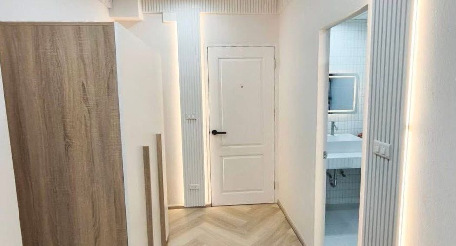 For sale 1 bed condo in Wang Thonglang, Bangkok