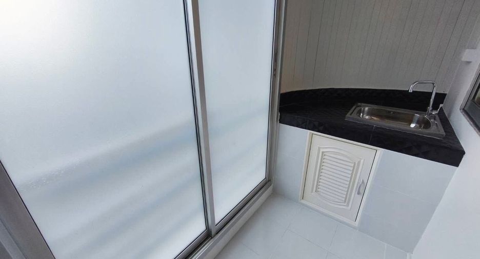 For sale 1 bed condo in Wang Thonglang, Bangkok