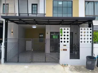 出售 3 卧室 联排别墅 在 Bang Khen, 曼谷