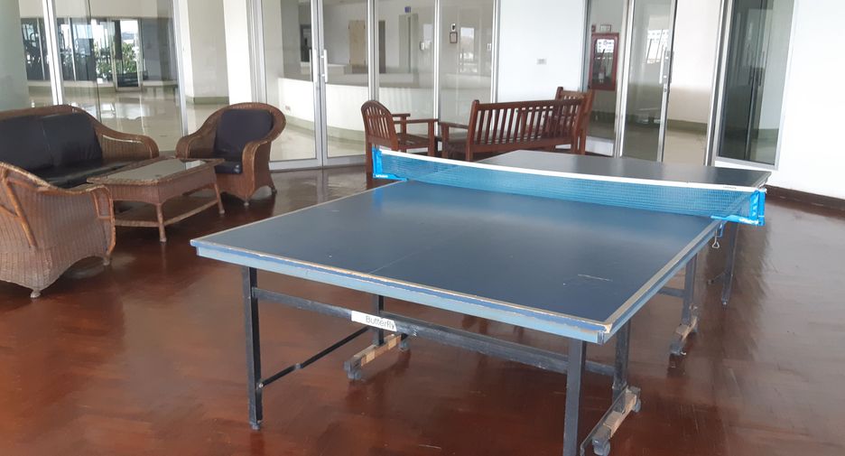 For sale 3 bedrooms condo in Bang Phlat, Bangkok