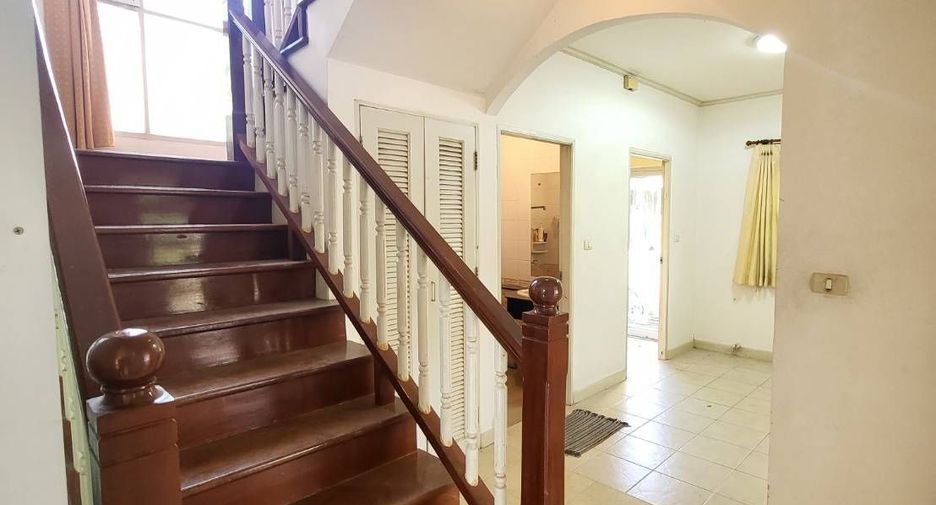For sale 3 bedrooms house in Nong Chok, Bangkok
