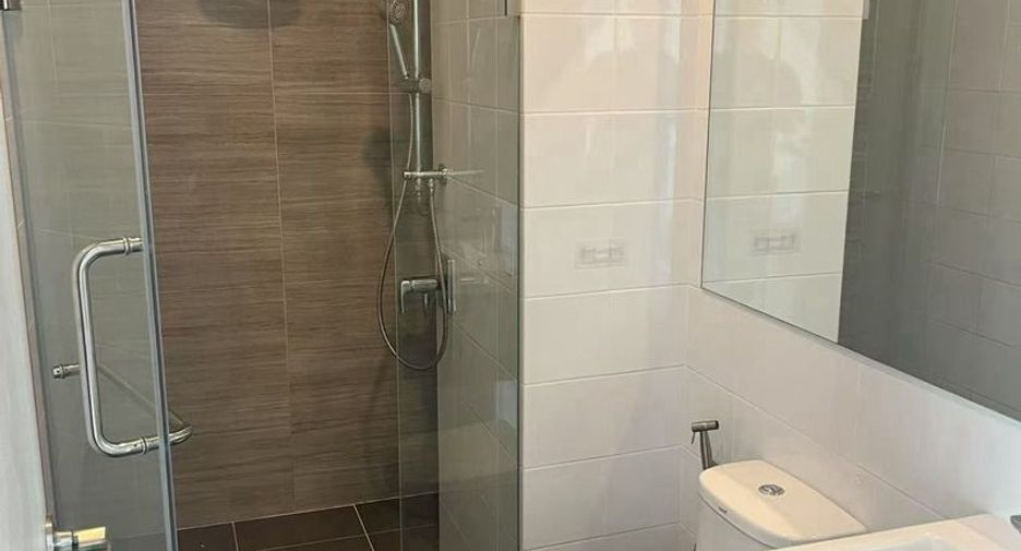 For sale 2 ベッドルーム condo in Bang Kapi, Bangkok