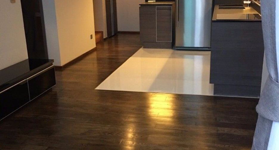 For sale 2 bedrooms condo in Khlong Toei, Bangkok