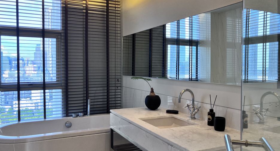 For rent 2 bedrooms condo in Sathon, Bangkok