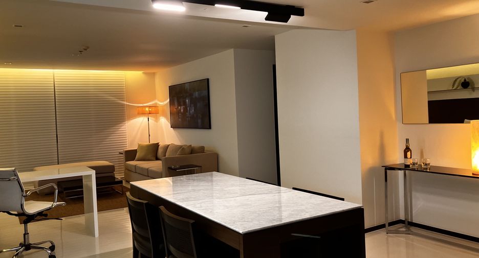 For rent 2 bedrooms condo in Sathon, Bangkok